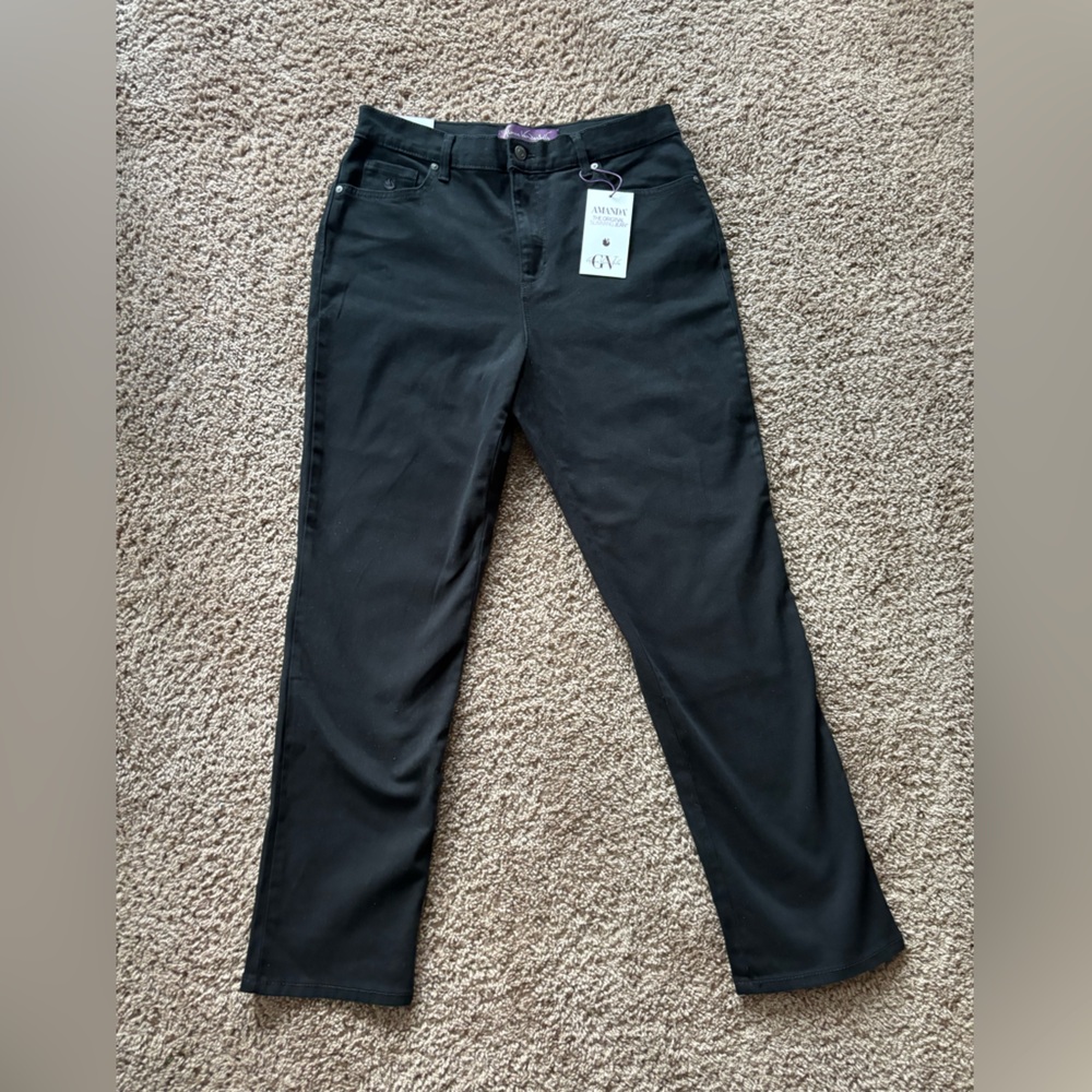 New Gloria Vanderbilt Amanda Jeans